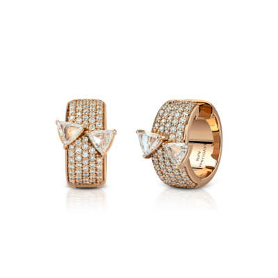 Rose gold ring adorned with diamonds and triangular accents on each side.