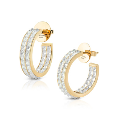 Double row hoop earrings made of yellow gold with diamond embellishments.