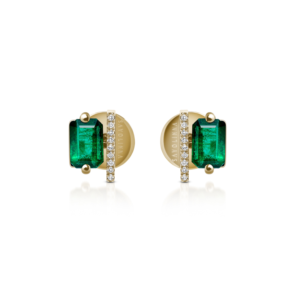 Emerald rectangle stud earrings set in yellow gold with diamond accents.
