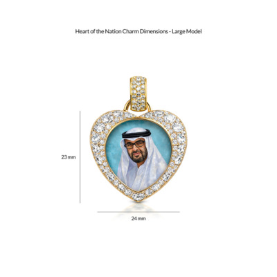 Heart of the Nation Diamond Charm Pendant in 18k gold with a portrait centerpiece, surrounded by brilliant-cut diamond pavé, large model